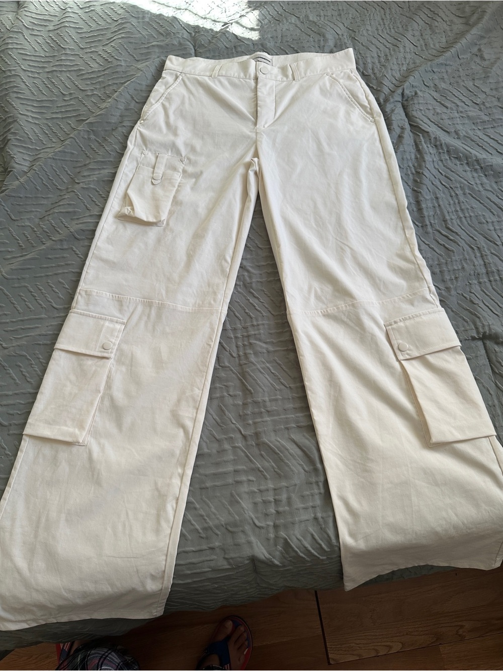 Faith Connexion Wide-Leg Cargo Pants in Cream